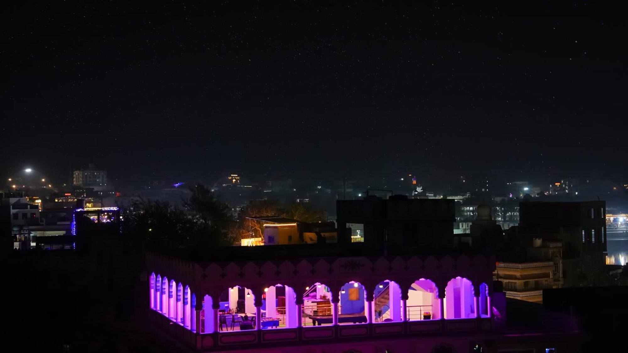 Safar Hostel พุชการ์ ภายนอก รูปภาพ